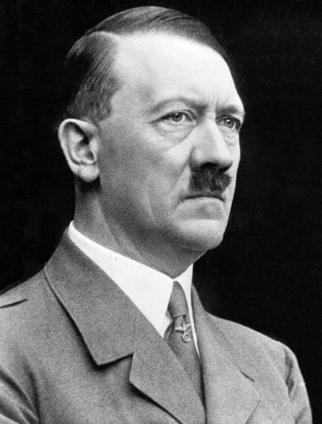 biografia corta de Adolf Hitler
